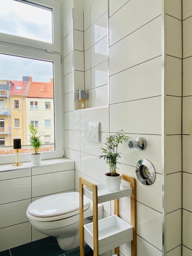 Stilvolles Apartment In Zentraler Lage - Smart-Tv, Queensize-Bett, Altbaustil, Kueche In City-Naehe Ерфурт Екстер'єр фото
